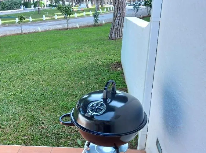 Aldeia Acoteias Villages *